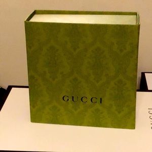Gucci box